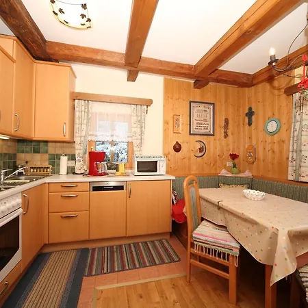 Ferienalm Grojerhof 아파트
